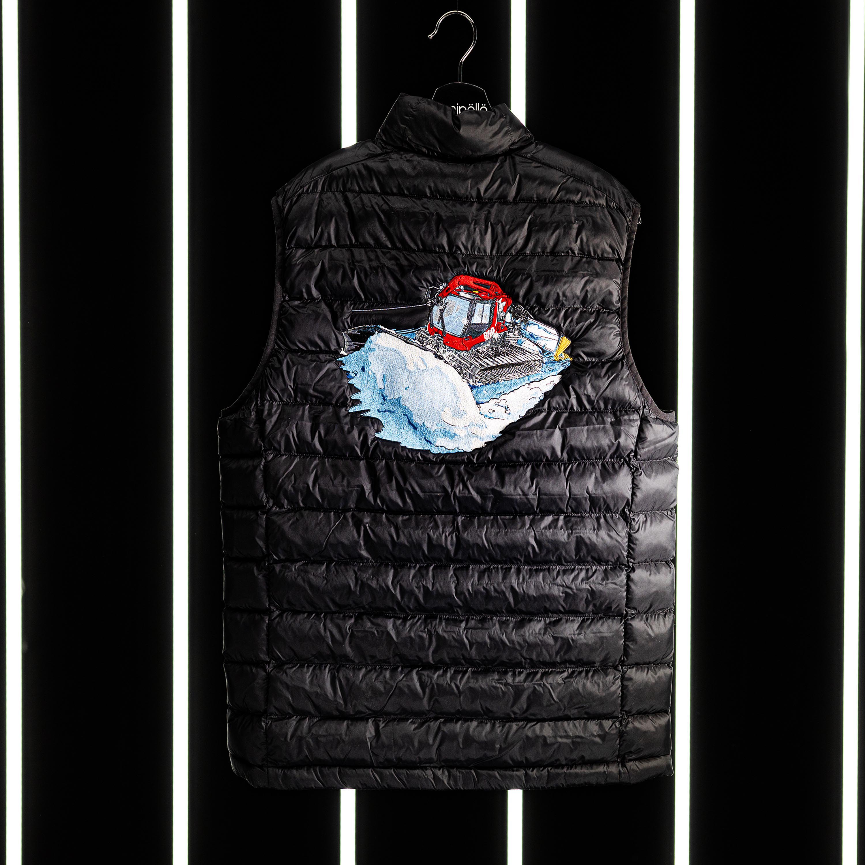 Red Edition - Vest W24
